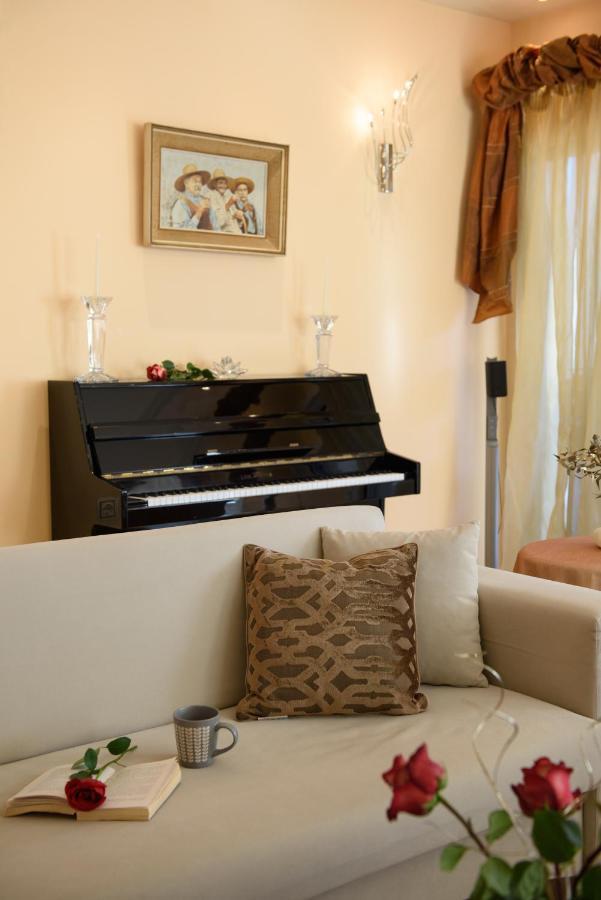 Villa Magic Perla Gouvia Bagian luar foto
